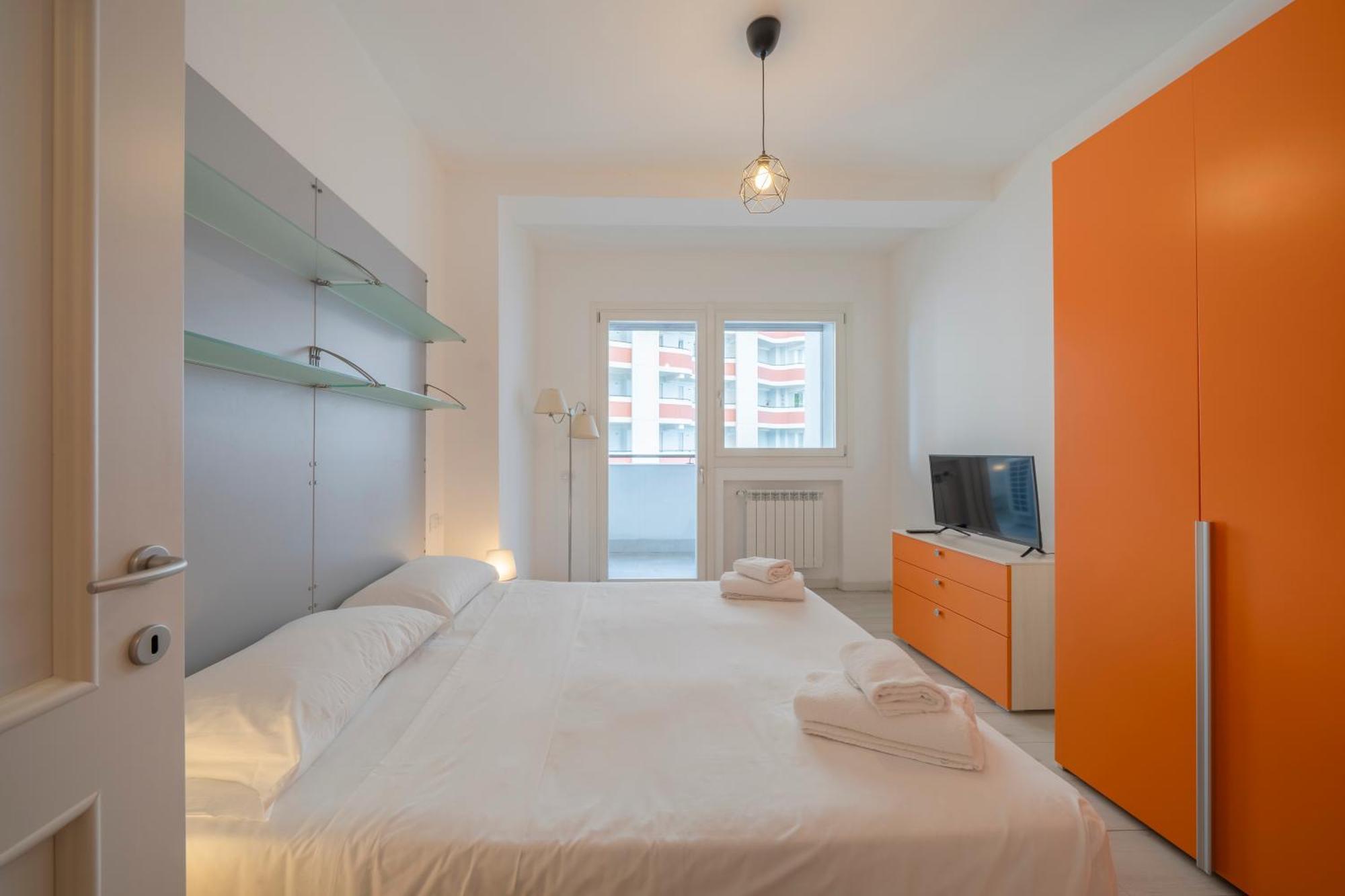 Orange - Bhome Apartamento Milán